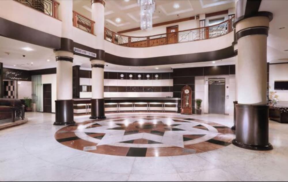 Aston Karimun City Hotel Tanjung Balai Karimun Eksteriør bilde