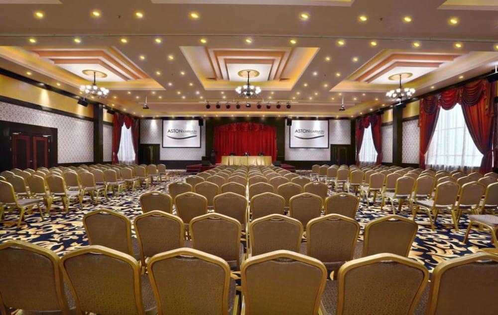 Aston Karimun City Hotel Tanjung Balai Karimun Eksteriør bilde