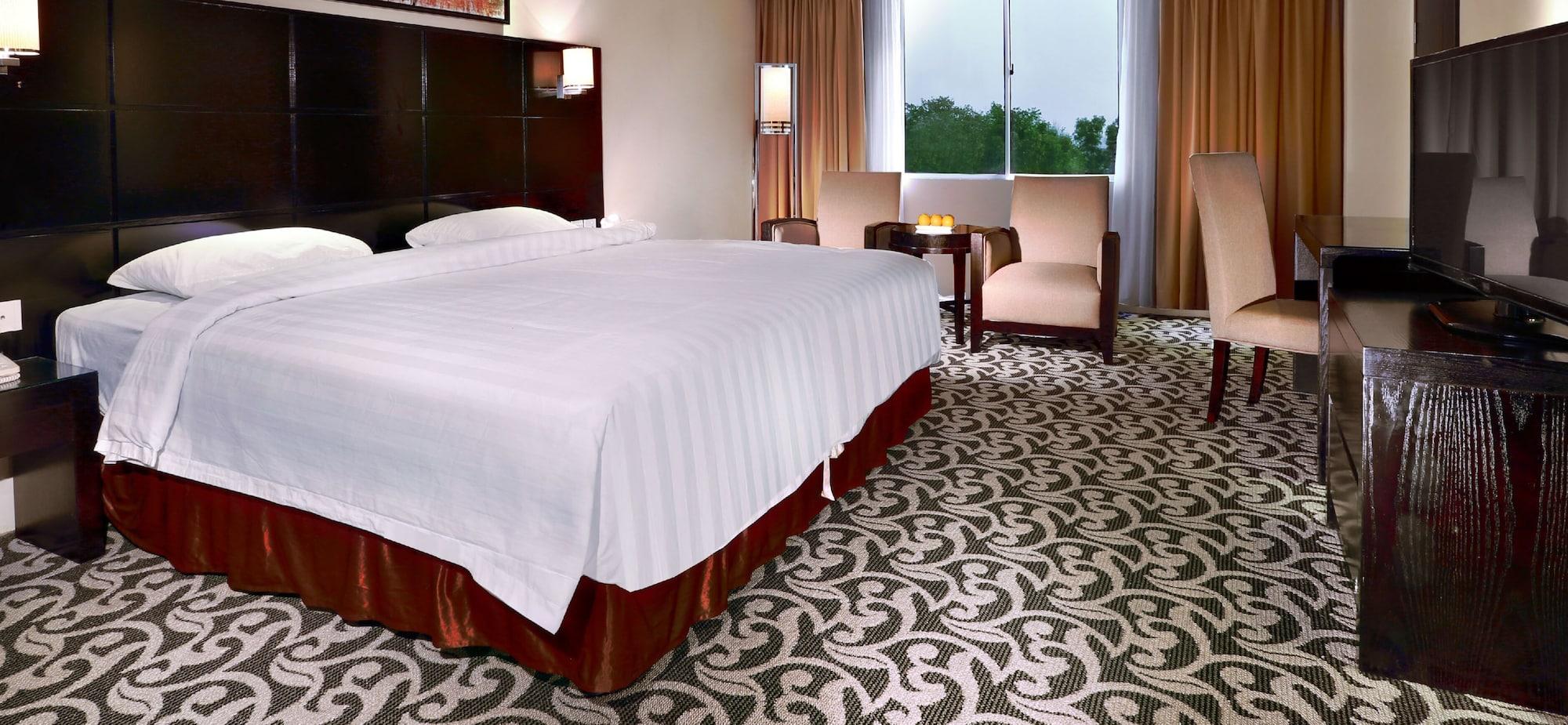 Aston Karimun City Hotel Tanjung Balai Karimun Eksteriør bilde