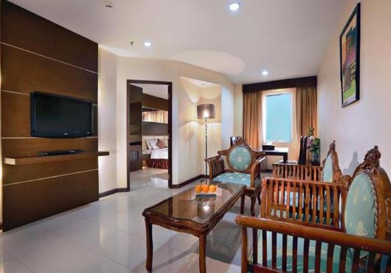 Aston Karimun City Hotel Tanjung Balai Karimun Eksteriør bilde